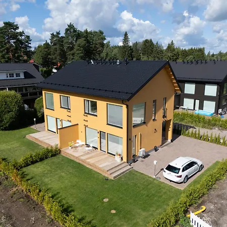 Apartmán Luxury 3br Sauna Stay, Near Airport Train *