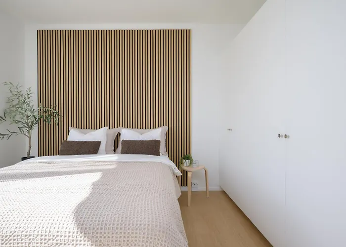 Apartament Luxury 3br Sauna Stay, Near Airport Train *